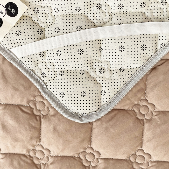 91家纺网 家纺一手货源 找家纺 纽缦家纺 2024云朵棉加厚加棉床垫 纯色卡其