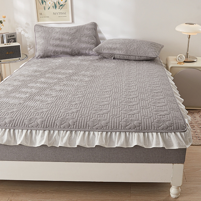 91家纺网 家纺一手货源 找家纺 3C 2024新款全棉大豆夹棉唯美花边床笠 星灰色