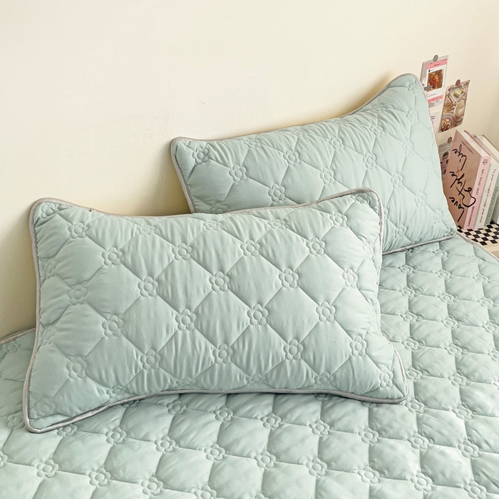 91家纺网 家纺一手货源 找家纺 纽缦家纺 2024云朵棉亲肤加厚加棉床笠 纯色天蓝