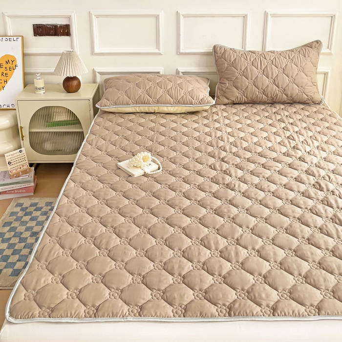 91家纺网 家纺一手货源 找家纺 纽缦家纺 2024云朵棉加厚加棉床垫 纯色卡其