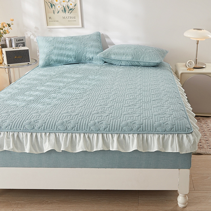 91家纺网 家纺一手货源 找家纺 3C 2024新款全棉大豆夹棉唯美花边床笠 清新兰