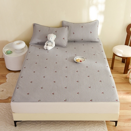 91家纺网 家纺一手货源 找家纺 （总）美达家纺2025新品纯色刺绣水洗棉夹棉床垫