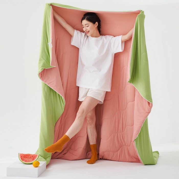 91家纺网 家纺一手货源 找家纺 慕尚家纺 2025新款凉感丝瓜瓜被 西瓜红