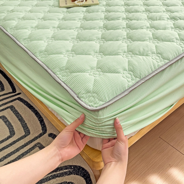 91家纺网 家纺一手货源 找家纺 纽缦家纺 2024云朵棉亲肤加厚加棉床笠 小绿条