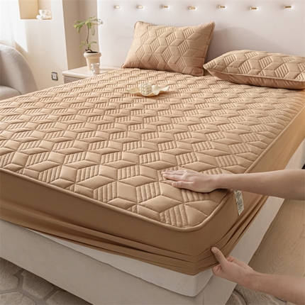 91家纺网 家纺一手货源 找家纺 其奥 2025新款高密全棉夹棉床笠三件套 咖啡色（床笠款）