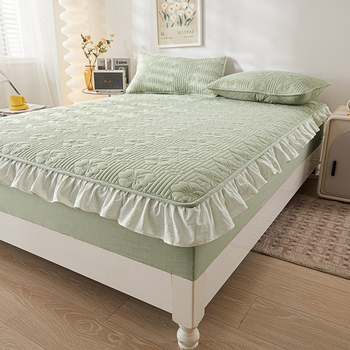 91家纺网 家纺一手货源 找家纺 3C 2024新款全棉大豆夹棉唯美花边床笠 浅果绿