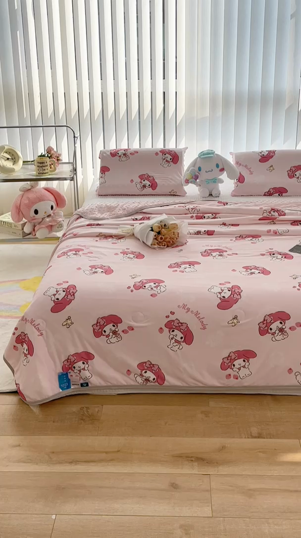 91家纺网 家纺一手货源 找家纺 米米儿家纺 2024新款A类针织棉凉豆豆夏被夏凉被空调被-三丽鸥系列 欢乐美乐蒂