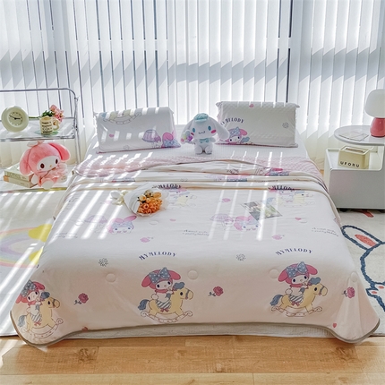 91家纺网 家纺一手货源 找家纺 米米儿家纺 2024新款A类针织棉凉豆豆夏被夏凉被空调被-三丽鸥系列 木马-美乐蒂
