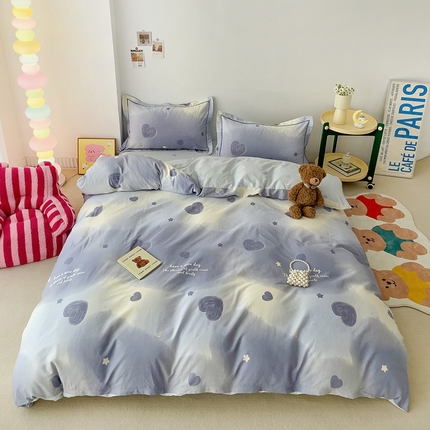 91家纺网 家纺一手货源 找家纺 云锦家居 2024新款13070纯棉印花吊边款一字绣四件套 恋恋情节