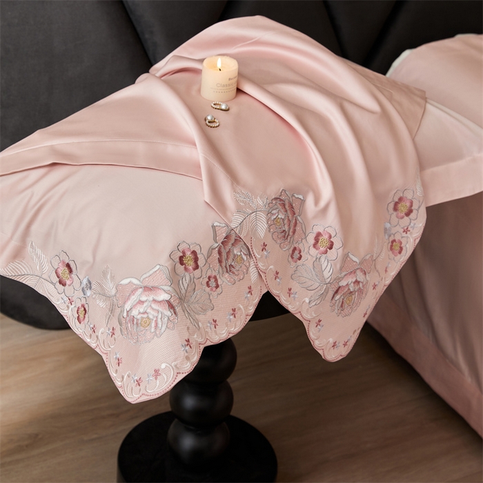 91家纺网 家纺一手货源 找家纺 宏羽纺2024新款高支高密全棉刺绣四件套 浪漫系列 浪漫 美男粉