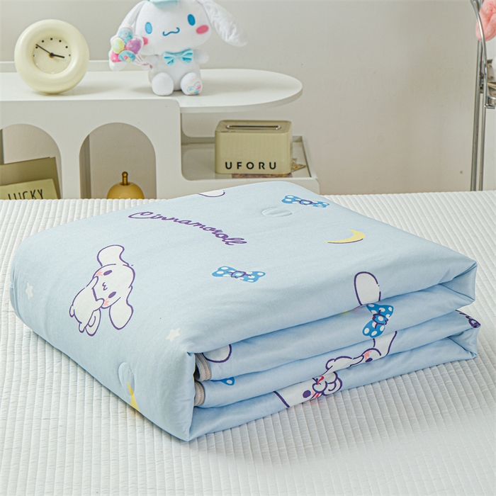 91家纺网 家纺一手货源 找家纺 米米儿家纺 2024新款A类针织棉凉豆豆夏被夏凉被空调被-三丽鸥系列 月亮-玉桂狗