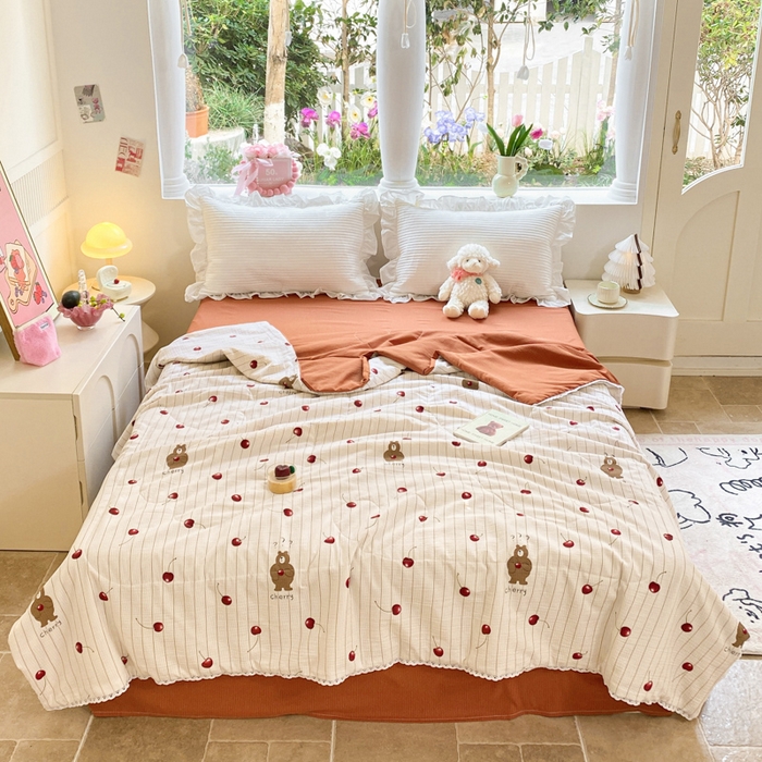 91家纺网 家纺一手货源 找家纺 慕澄家纺 2024新款时尚印花泡泡棉花边夏被夏凉被空调被 夏被-车厘子