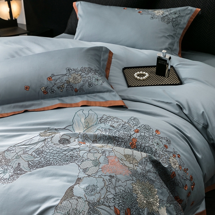 91家纺网 家纺一手货源 找家纺 云胡 2024新款50s双股长绒棉 精工刺绣 宽边工艺四件套 马德里-蓝