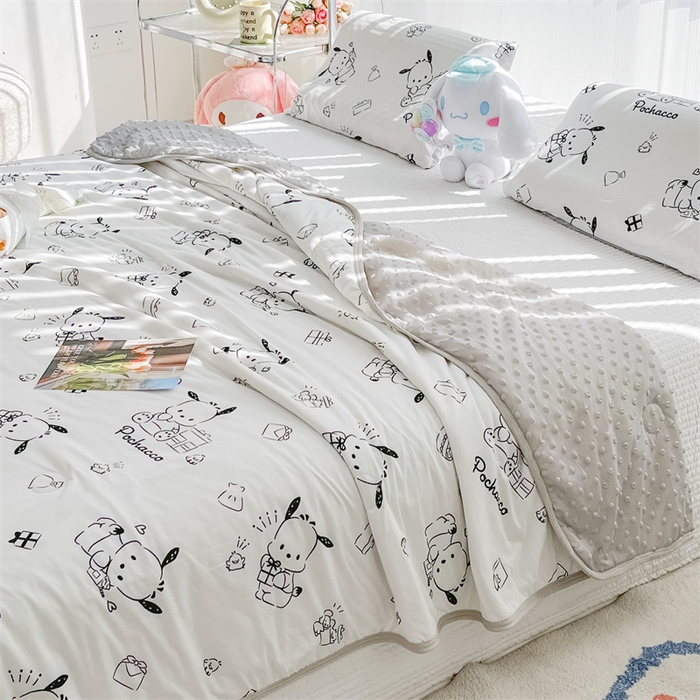 91家纺网 家纺一手货源 找家纺 米米儿家纺 2024新款A类针织棉凉豆豆夏被夏凉被空调被-三丽鸥系列 黑白-帕恰狗