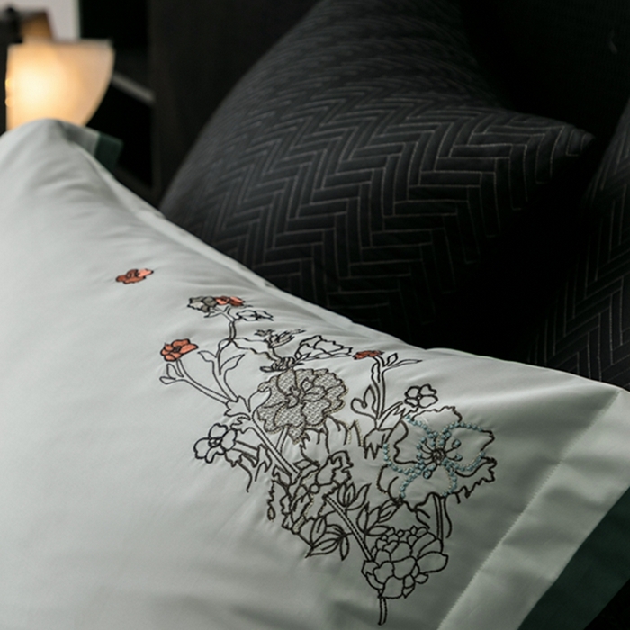 91家纺网 家纺一手货源 找家纺 云胡 2024新款50s双股长绒棉 精工刺绣 宽边工艺四件套 马德里-绿