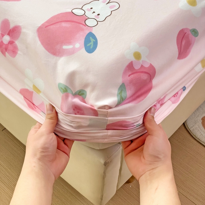 91家纺网 家纺一手货源 找家纺 纽缦家纺 2024水洗双层纱单床笠 桃你喜欢