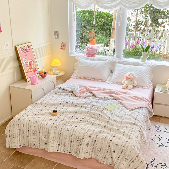 91家纺网 家纺一手货源 找家纺 慕澄家纺 2024新款时尚印花泡泡棉花边夏被夏凉被空调被 夏被-英伦熊