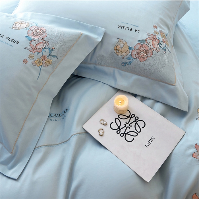 91家纺网 家纺一手货源 找家纺 宏羽纺2024新款高支高密全棉刺绣四件套-艾伦系列 艾伦 西子蓝