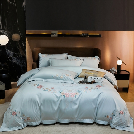 91家纺网 家纺一手货源 找家纺 宏羽纺2024新款高支高密全棉刺绣四件套 伊丽莎白系列 伊丽莎白 西子蓝