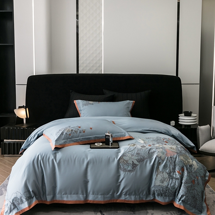 91家纺网 家纺一手货源 找家纺 云胡 2024新款50s双股长绒棉 精工刺绣 宽边工艺四件套 马德里-蓝