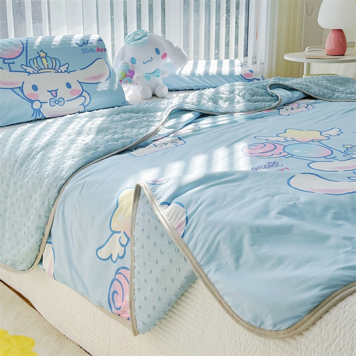 91家纺网 家纺一手货源 找家纺 米米儿家纺 2024新款A类针织棉凉豆豆夏被夏凉被空调被-三丽鸥系列 棒棒糖-玉桂狗