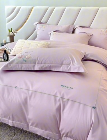 91家纺网 家纺一手货源 找家纺 宏羽纺2024新款高支高密全棉刺绣四件套-艾伦系列 艾伦 海葵紫