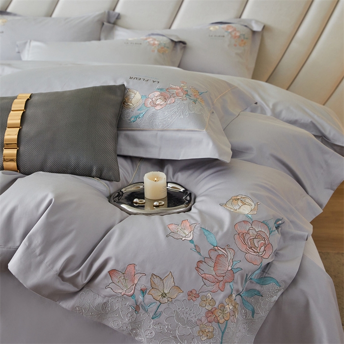 91家纺网 家纺一手货源 找家纺 宏羽纺2024新款高支高密全棉刺绣四件套-艾伦系列 艾伦 银月光