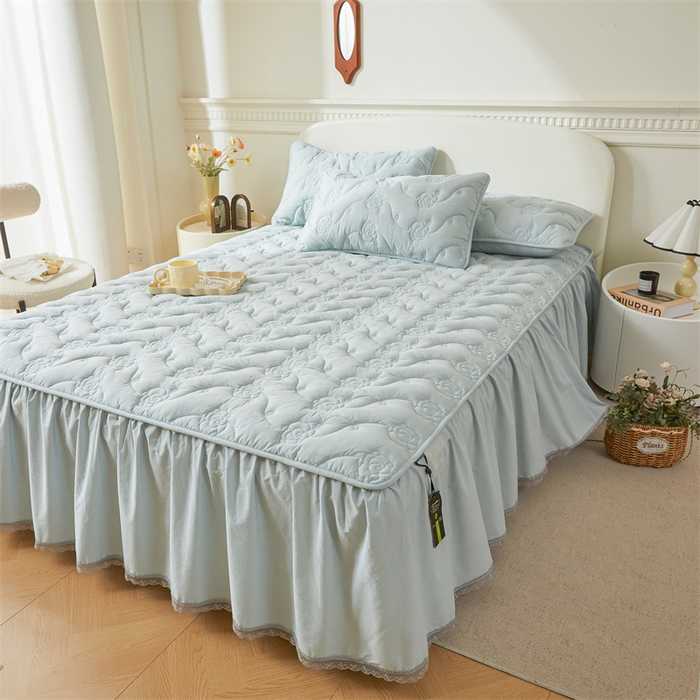 91家纺网 家纺一手货源 找家纺 3C 2024新款玫瑰全棉水洗棉大豆夹棉床裙 婴儿蓝