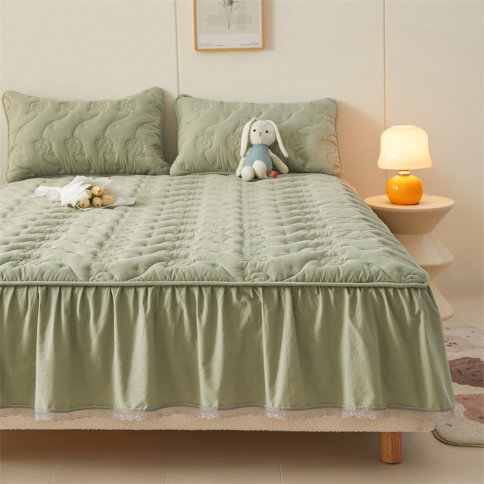 91家纺网 家纺一手货源 找家纺 3C 2024新款全棉水洗棉大豆夹棉床裙式床笠 抹茶绿
