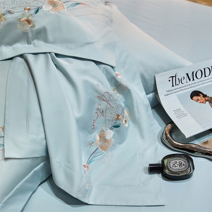 91家纺网 家纺一手货源 找家纺 宏羽纺2024新款高支高密全棉刺绣四件套 伊丽莎白系列 伊丽莎白 西子蓝