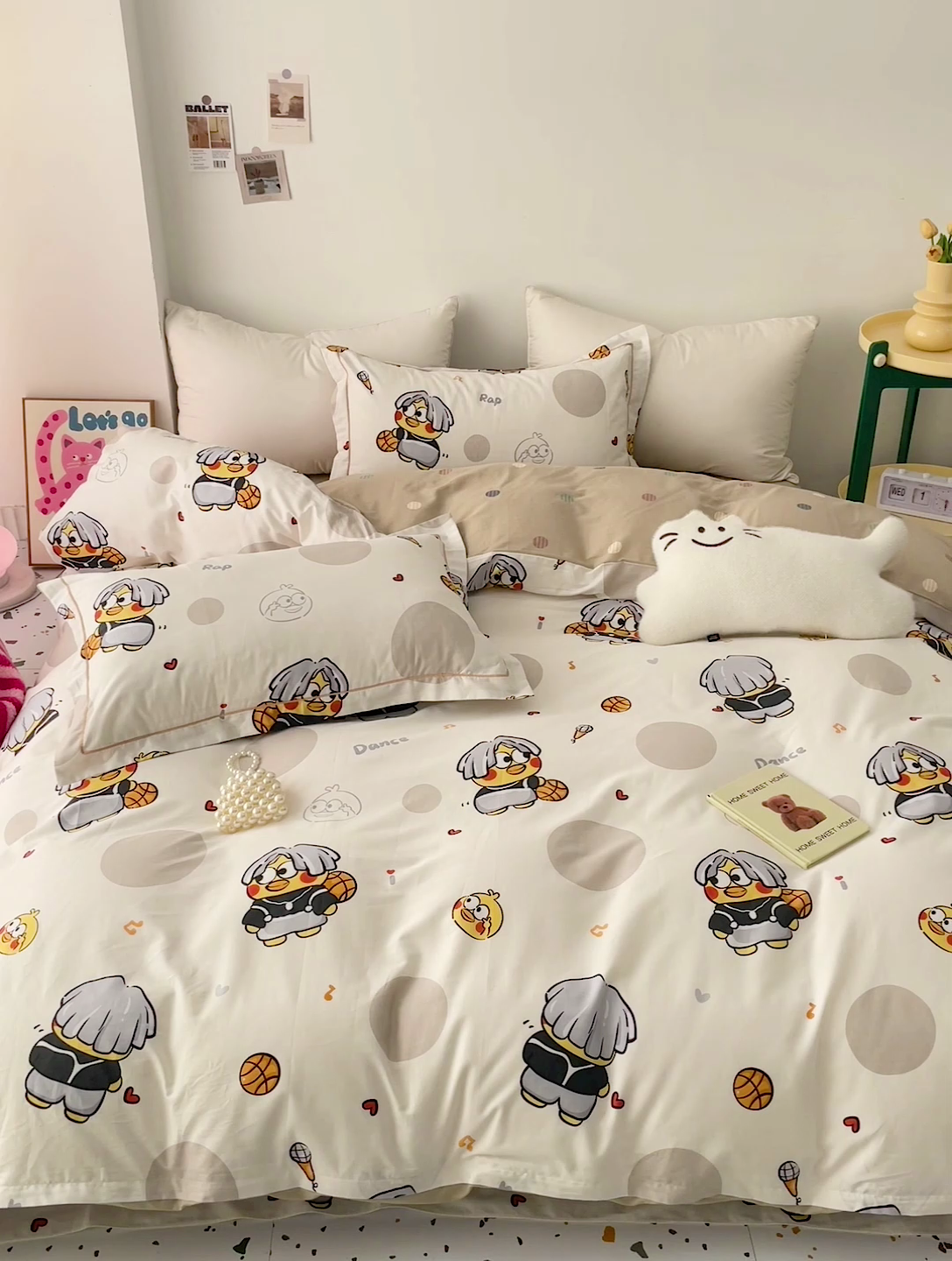 91家纺网 家纺一手货源 找家纺 云锦家居 2024新款13070纯棉印花吊边款一字绣四件套 洛卡迪