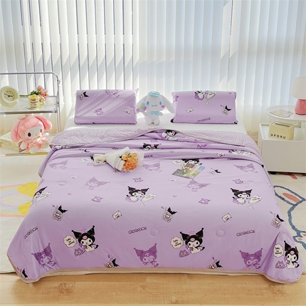 91家纺网 家纺一手货源 找家纺 米米儿家纺 2024新款A类针织棉凉豆豆夏被夏凉被空调被-三丽鸥系列 紫色库洛米