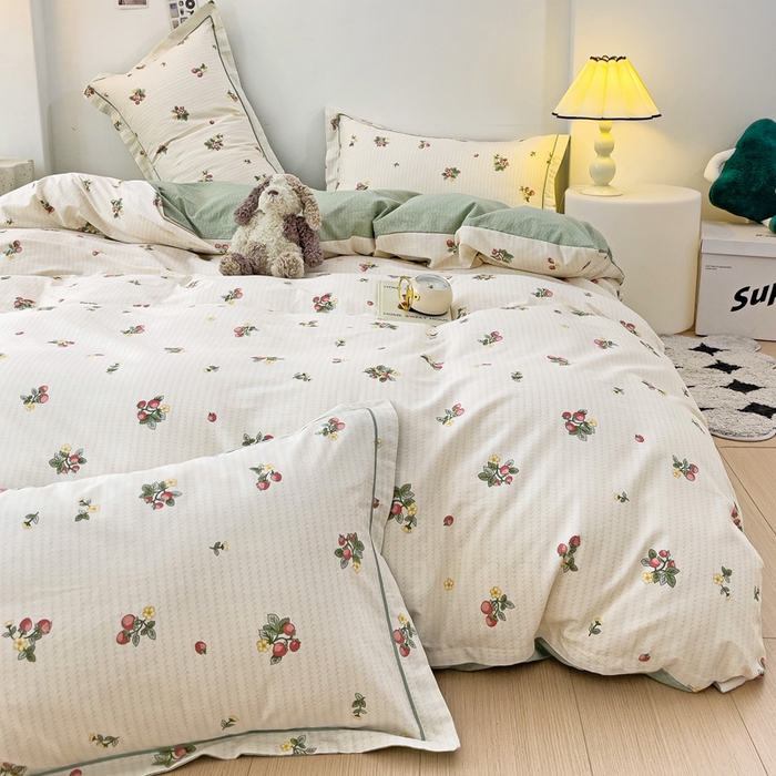 91家纺网 家纺一手货源 找家纺 云锦家居 2024新款13070纯棉印花吊边款一字绣四件套 盛夏果实