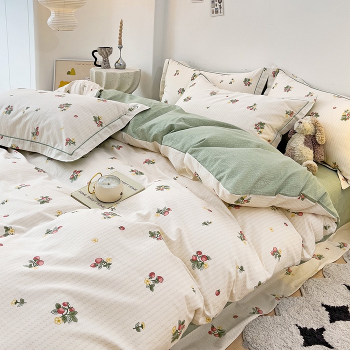 91家纺网 家纺一手货源 找家纺 云锦家居 2024新款13070纯棉印花吊边款一字绣四件套 盛夏果实