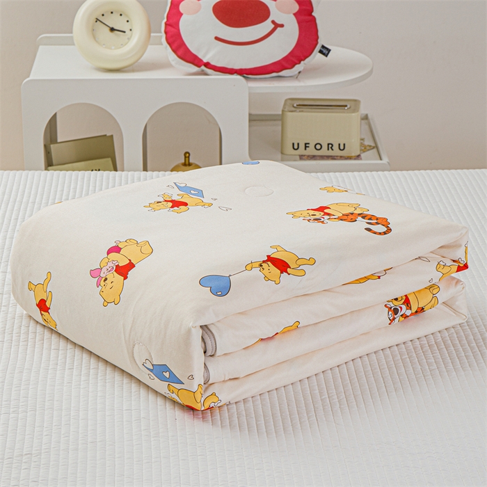 91家纺网 家纺一手货源 找家纺 2024新款A类针织棉凉豆豆夏被夏凉被空调被-迪士尼系列 维尼伙伴