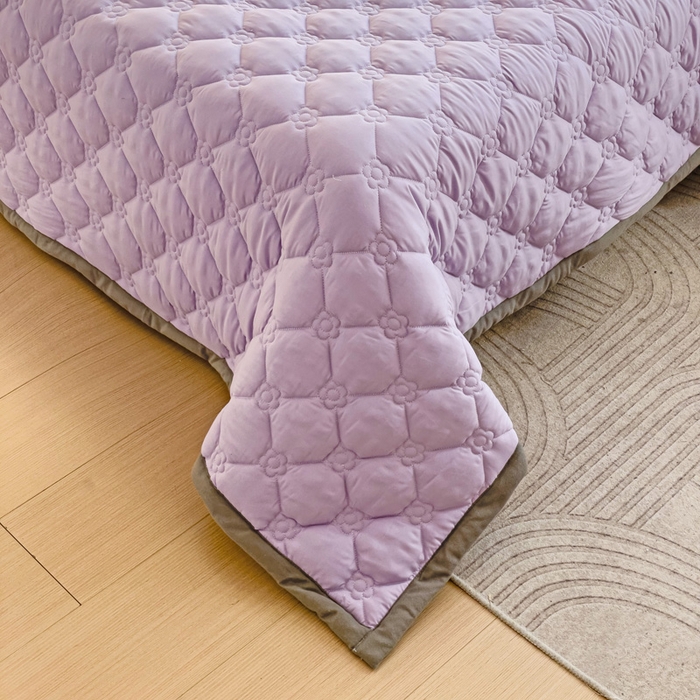 91家纺网 家纺一手货源 找家纺 纽缦家纺 2024纯色云朵棉加棉加厚床盖（床单） 纯色芋泥紫