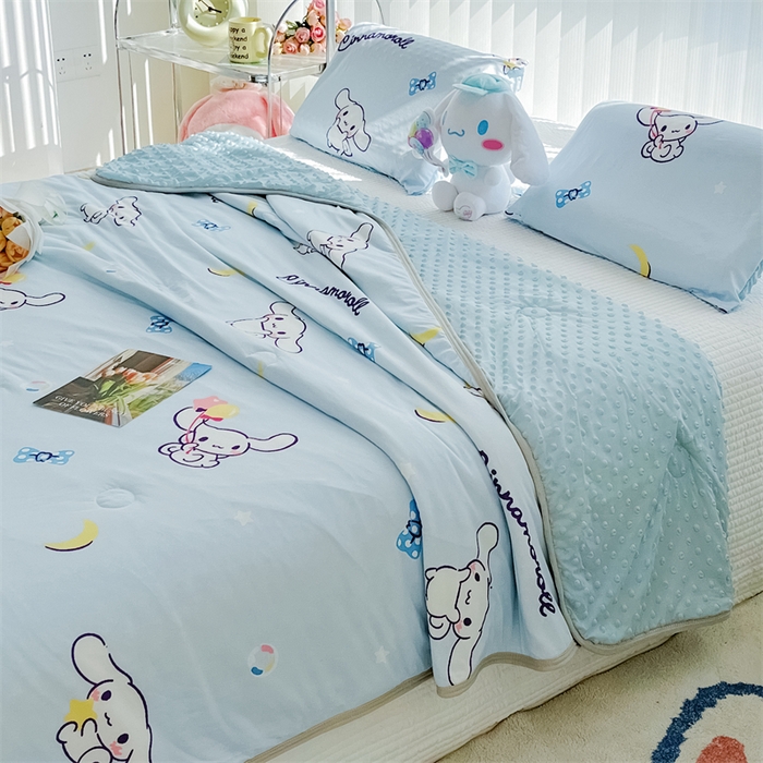 91家纺网 家纺一手货源 找家纺 米米儿家纺 2024新款A类针织棉凉豆豆夏被夏凉被空调被-三丽鸥系列 月亮-玉桂狗