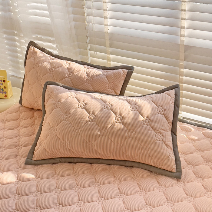 91家纺网 家纺一手货源 找家纺 纽缦家纺 2024纯色云朵棉加棉加厚床盖（床单） 小粉条