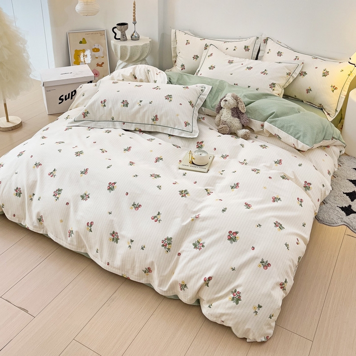 91家纺网 家纺一手货源 找家纺 云锦家居 2024新款13070纯棉印花吊边款一字绣四件套 盛夏果实