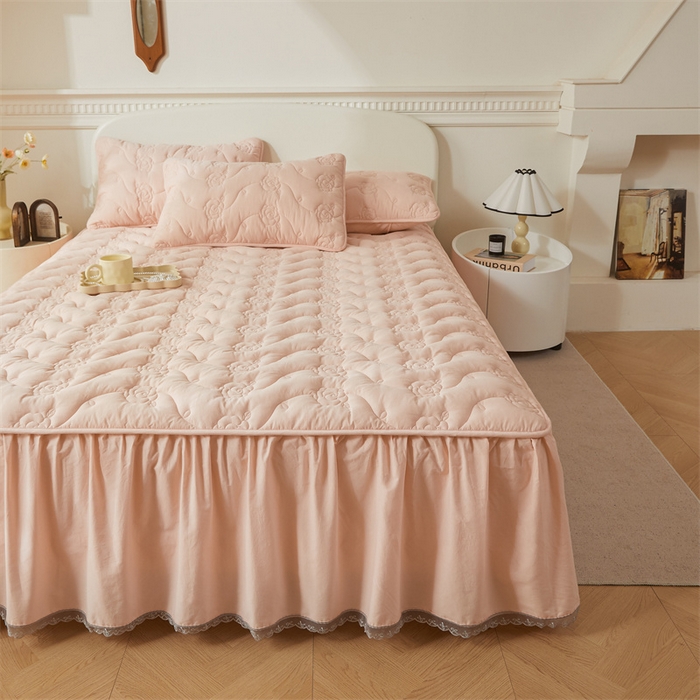 91家纺网 家纺一手货源 找家纺 3C 2024新款玫瑰全棉水洗棉大豆夹棉床裙 典雅玉