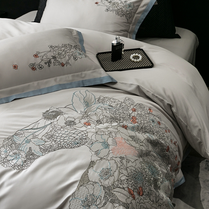 91家纺网 家纺一手货源 找家纺 云胡 2024新款50s双股长绒棉 精工刺绣 宽边工艺四件套 马德里-灰