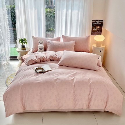 91家纺网 家纺一手货源 找家纺 宜代光年 2024新款60s水洗棉提花系列 玫瑰佳人-粉