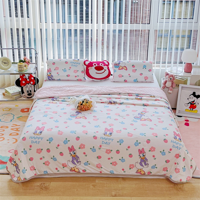 91家纺网 家纺一手货源 找家纺 2024新款A类针织棉凉豆豆夏被夏凉被空调被-迪士尼系列 黛西