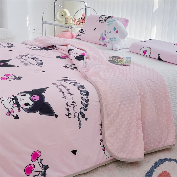 91家纺网 家纺一手货源 找家纺 米米儿家纺 2024新款A类针织棉凉豆豆夏被夏凉被空调被-三丽鸥系列 爱心库洛米