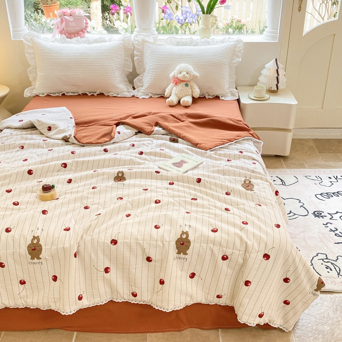 91家纺网 家纺一手货源 找家纺 慕澄家纺 2024新款时尚印花泡泡棉花边夏被夏凉被空调被 夏被-车厘子