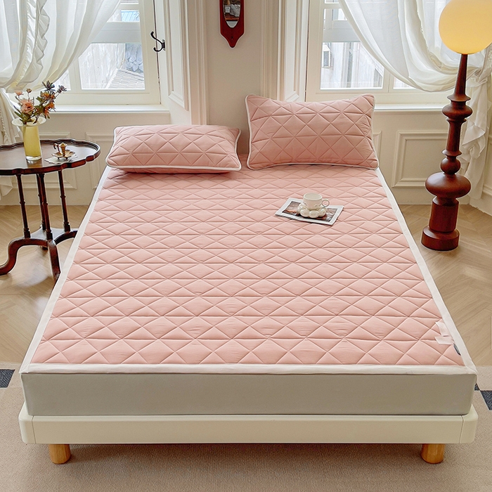 91家纺网 家纺一手货源 找家纺 3C 2024新款全棉夹棉大豆床护垫 柔粉