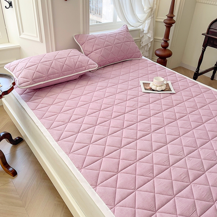 91家纺网 家纺一手货源 找家纺 3C 2024新款全棉夹棉大豆床护垫 香芋紫