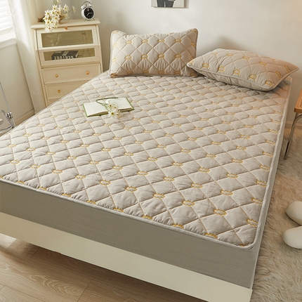 91家纺网 家纺一手货源 找家纺 （总）3C 2024新款全棉抗菌抑菌云朵刺绣床笠