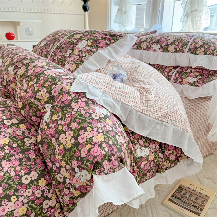 91家纺网 家纺一手货源 找家纺 简宜家居（朝初家纺） 2025新款40支斜纹全棉花边款四件套 紫鸢温柔