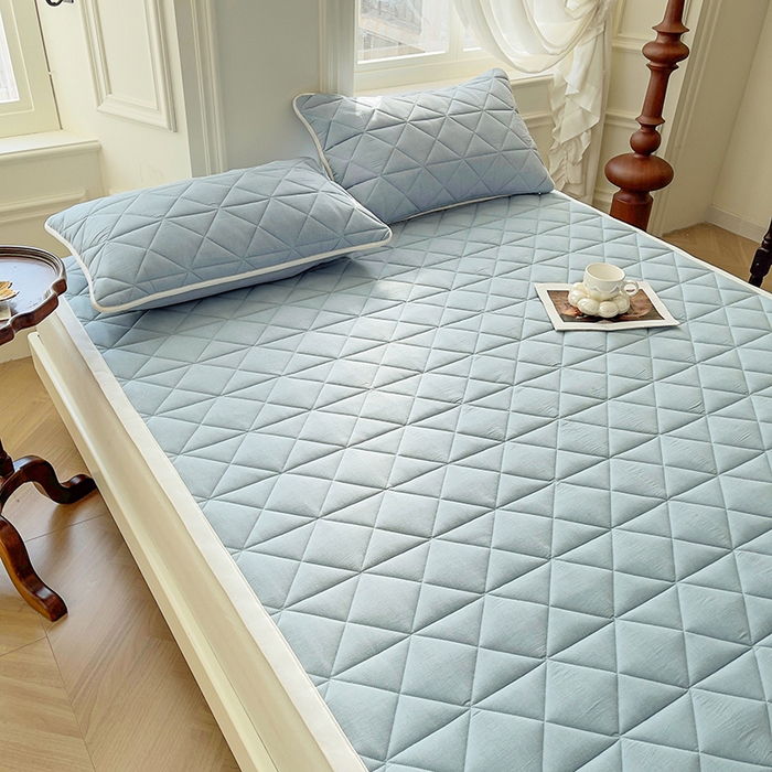 91家纺网 家纺一手货源 找家纺 3C 2024新款全棉夹棉大豆床护垫 洁净蓝